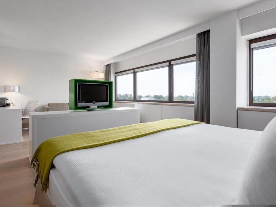 Nh Amsterdam Zuid Hotel Luaran gambar